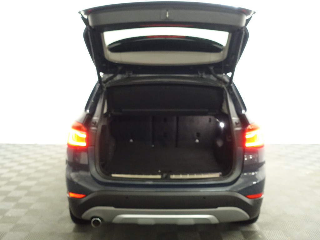 
								BMW X1 1.6D X-Line High Executive- Xenon Led, Sport leder Interieur, Camera, Dynamic Select, Sfeerverlichting vol									