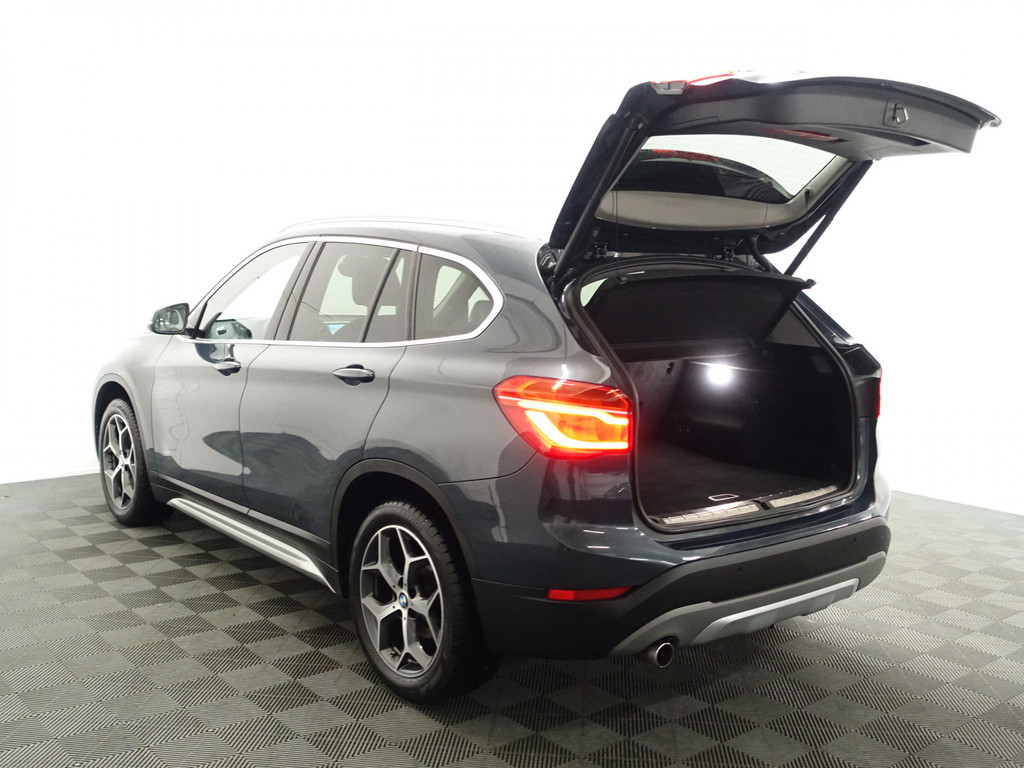 
								BMW X1 1.6D X-Line High Executive- Xenon Led, Sport leder Interieur, Camera, Dynamic Select, Sfeerverlichting vol									