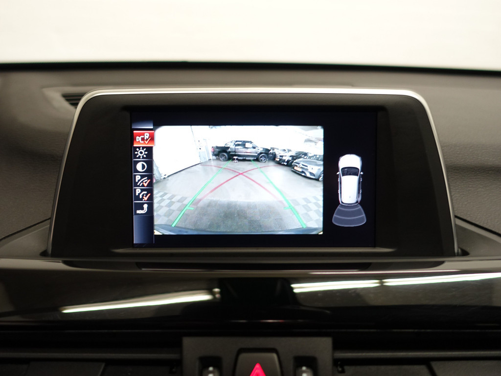 
								BMW X1 1.6D X-Line High Executive- Xenon Led, Sport leder Interieur, Camera, Dynamic Select, Sfeerverlichting vol									