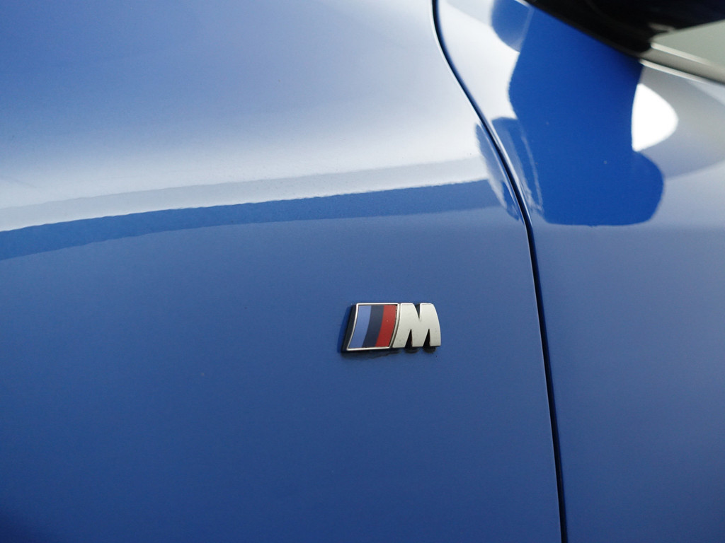 
BMW X2 sDrive20i M Performance Aut- Competition Package, Xenon Led, Carbon, Head Up, Sfeerverlichting, Park Assist vol									