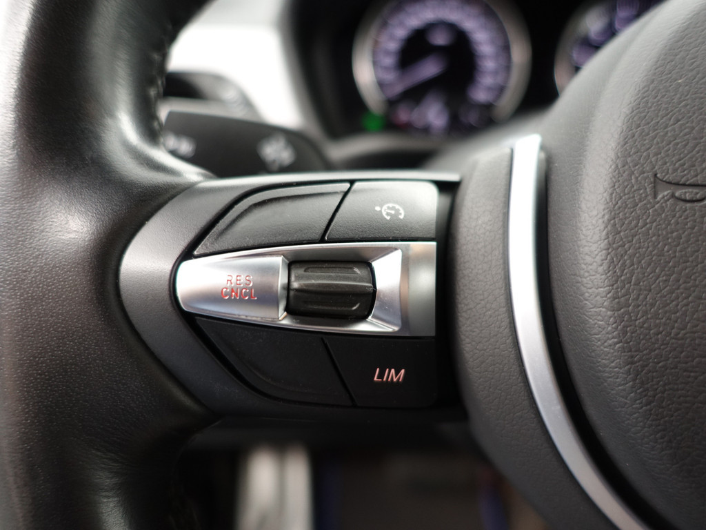 
BMW X2 sDrive20i M Performance Aut- Competition Package, Xenon Led, Carbon, Head Up, Sfeerverlichting, Park Assist vol									