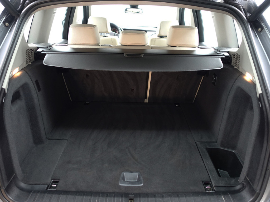 
BMW X3 xDrive28i M Sport Aut- Panodak, Head Up, Memory, Xenon Led, Standkachel, Xenon Led, Camera vol									