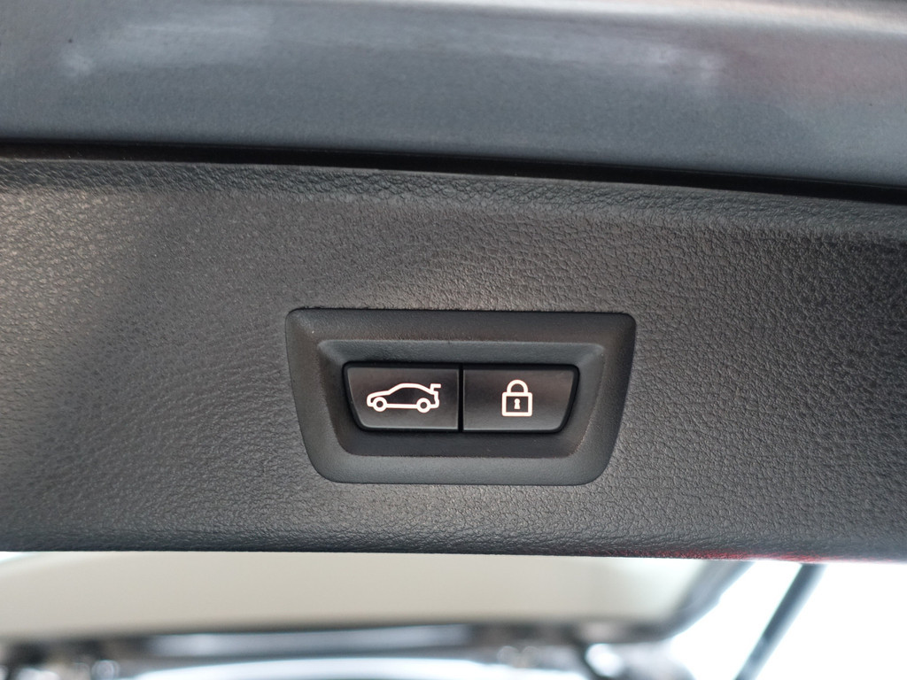 
BMW X3 xDrive28i M Sport Aut- Panodak, Head Up, Memory, Xenon Led, Standkachel, Xenon Led, Camera vol									