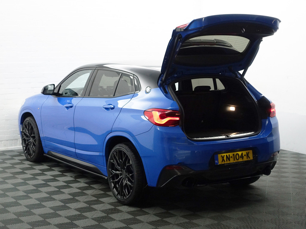 
BMW X2 sDrive20i M Performance Aut- Competition Package, Xenon Led, Carbon, Head Up, Sfeerverlichting, Park Assist vol									