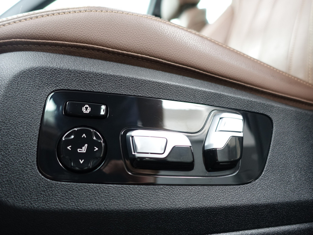 
BMW X5 xDrive45e M Sport Shadowline Aut- Panodak, Memory Seats, Sfeerverlichting, Virtual Cockpit, Park Pilot, Xenon Led vol									