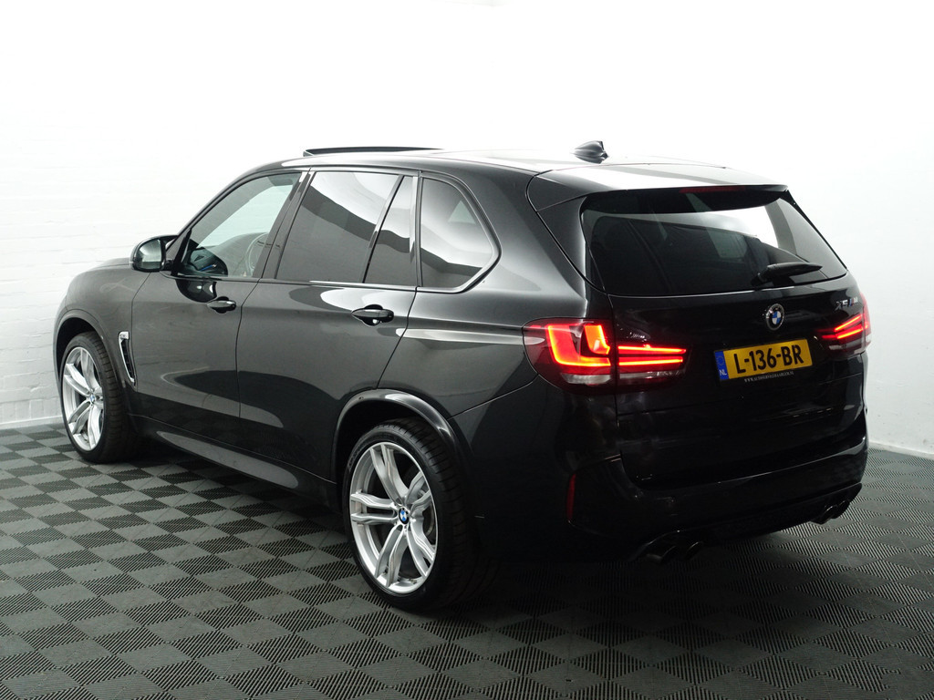 
BMW X5 M Black Fire Edition Aut- Bang Olufsen Plus, Carbon Afwerking, Alcantara Hemel, Head Up, Panoramadak, 360 Camera vol									