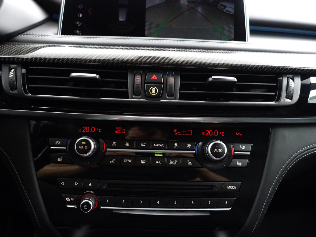 
BMW X5 M Black Fire Edition Aut- Bang Olufsen Plus, Carbon Afwerking, Alcantara Hemel, Head Up, Panoramadak, 360 Camera vol									