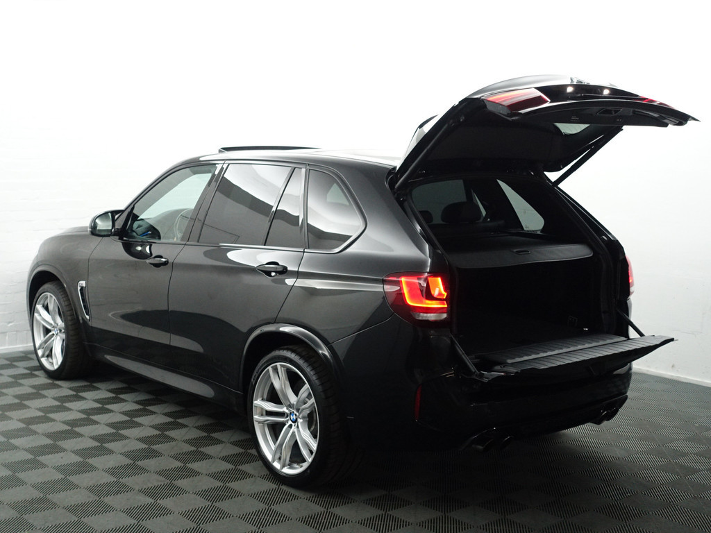 
BMW X5 M Black Fire Edition Aut- Bang Olufsen Plus, Carbon Afwerking, Alcantara Hemel, Head Up, Panoramadak, 360 Camera vol									