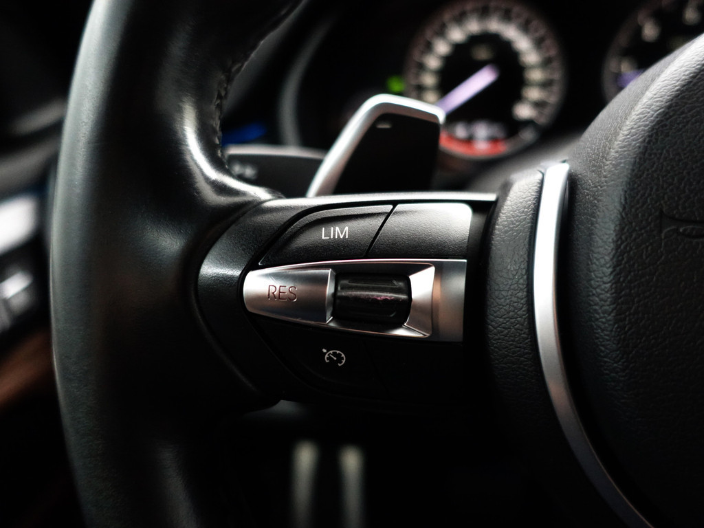 
BMW X5 xDrive40d M Performance Aut- 360 Camera, Xenon Led, Sfeerverlichting, Memory, Head Up, Virtual Cockpit vol									