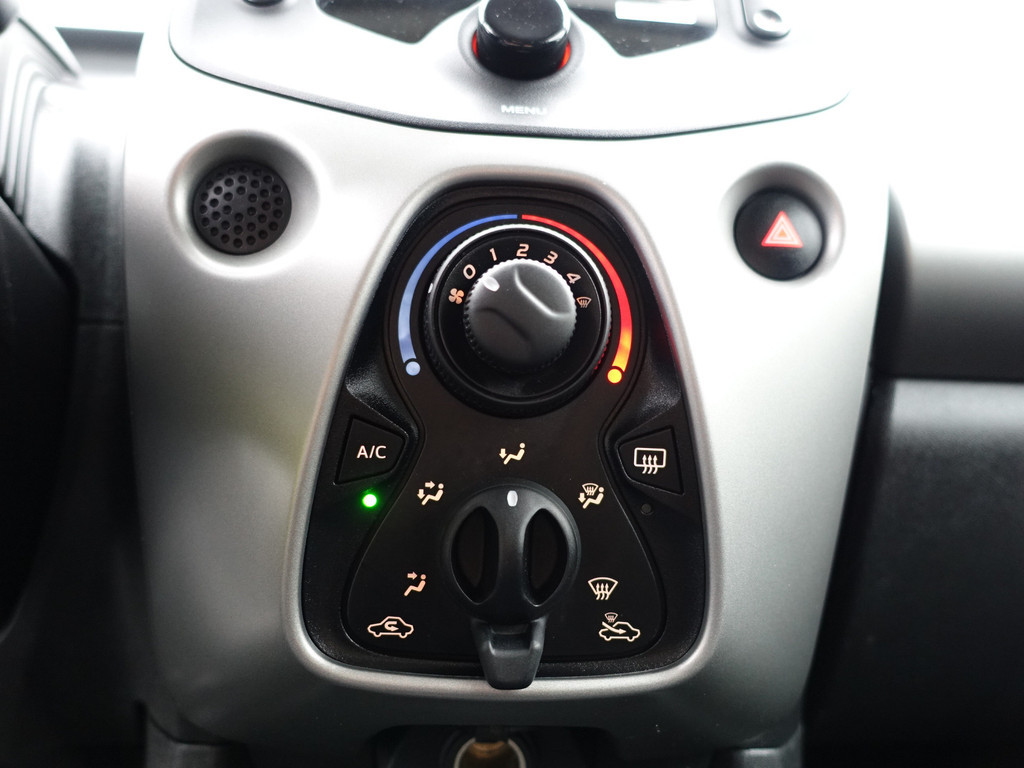 
Citroën C1 1.0 e-VTi Feel- Bluetooth Audio, Privacy Glass, Clima, Elek Pakket vol									