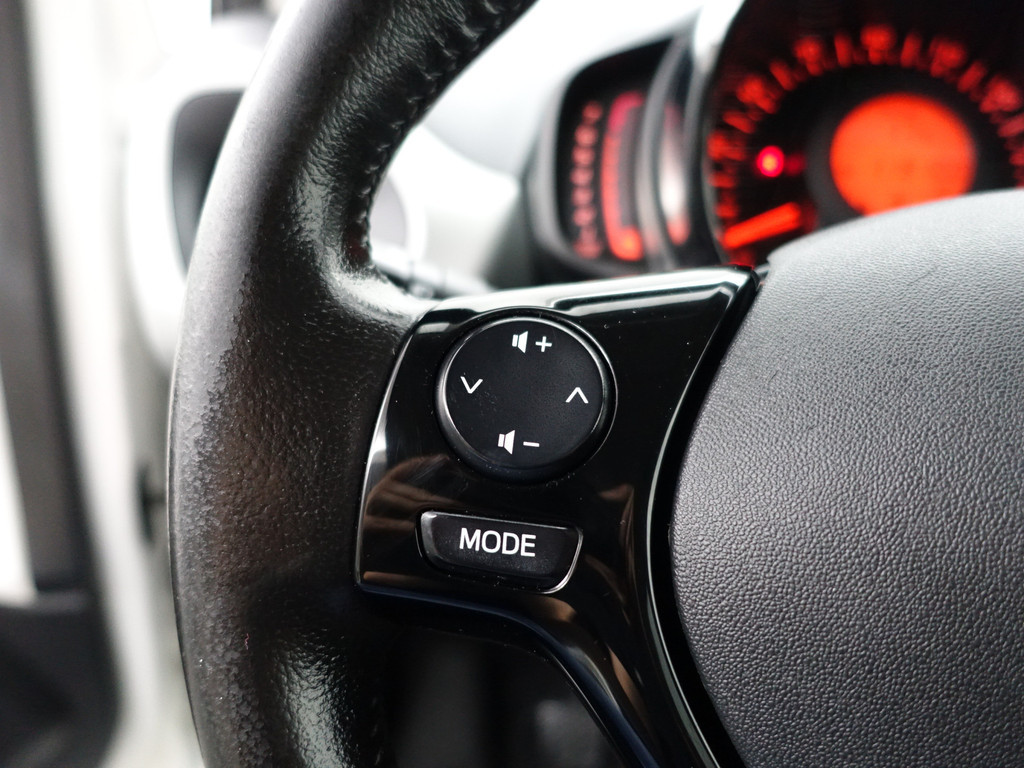 
Citroën C1 1.0 e-VTi Feel- Bluetooth Audio, Privacy Glass, Clima, Elek Pakket vol									