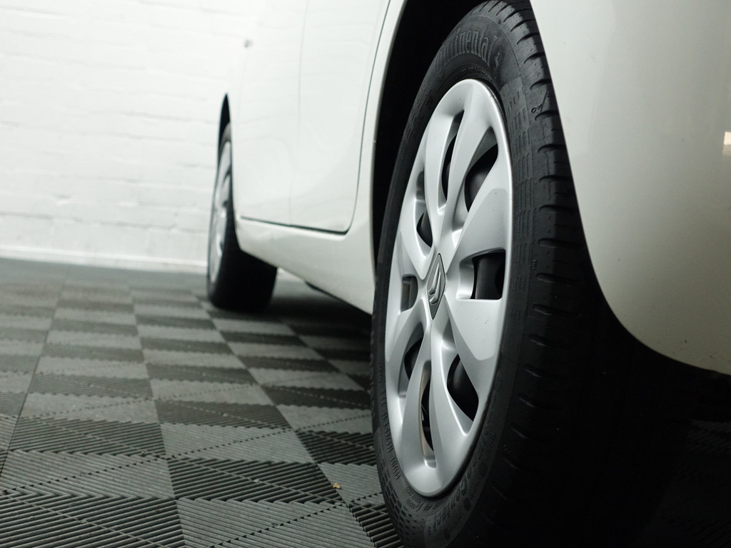 
Citroën C1 1.0 e-VTi Feel- Bluetooth Audio, Privacy Glass, Clima, Elek Pakket vol									