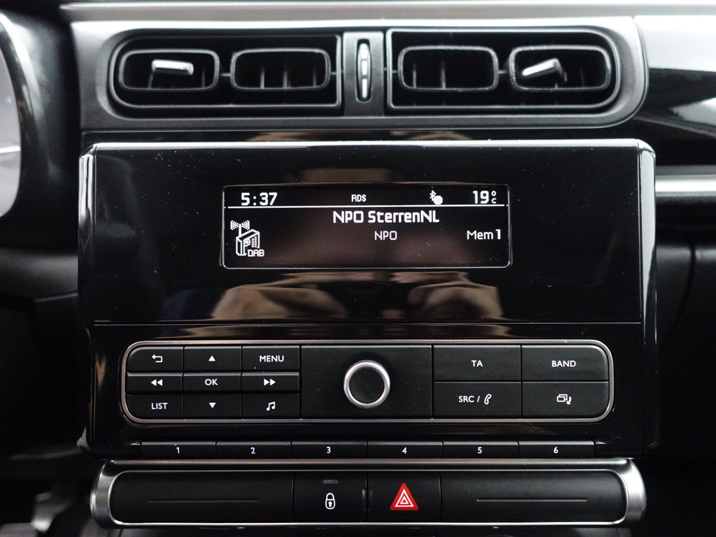 
Citroën C3 1.2 PureTech Blackline- Two Tone, Led, Park Assist, Clima, Cruise, Lane Assist vol									