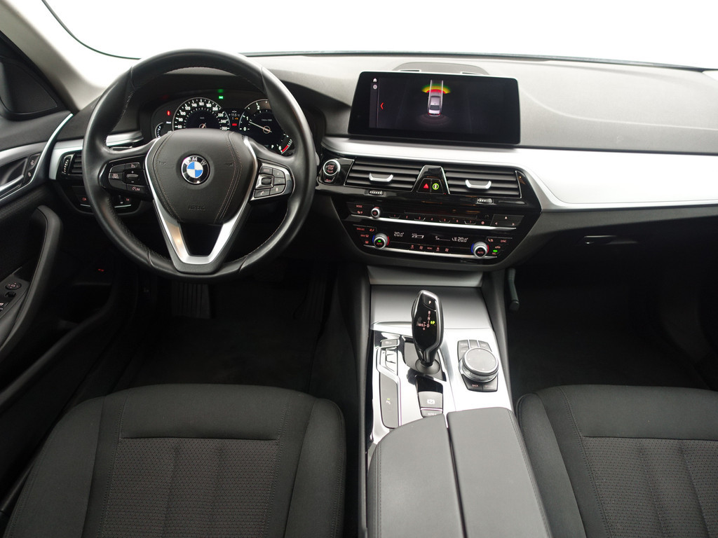 
								BMW 5 Serie 520d M Sport High Exe Aut- Xenon Led, Park Assist, Navi, Virtual Cockpit, Elek Stoel vol									