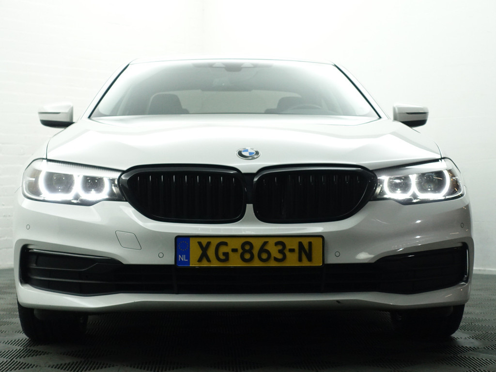 
								BMW 5 Serie 520d M Sport High Exe Aut- Xenon Led, Park Assist, Navi, Virtual Cockpit, Elek Stoel vol									