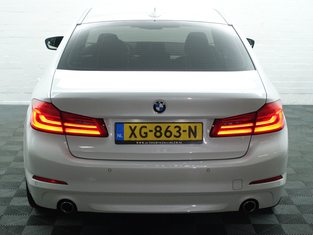 
								BMW 5 Serie 520d M Sport High Exe Aut- Xenon Led, Park Assist, Navi, Virtual Cockpit, Elek Stoel vol									