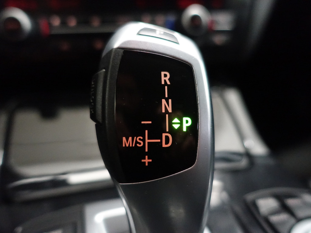 
BMW 5 Serie 528i M Sport High Exe Aut- Sport Leder, Xenon Led, Park Assist, Navi, Clima vol									