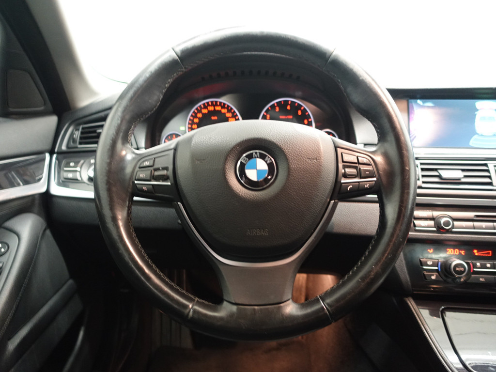 
BMW 5 Serie 528i M Sport High Exe Aut- Sport Leder, Xenon Led, Park Assist, Navi, Clima vol									