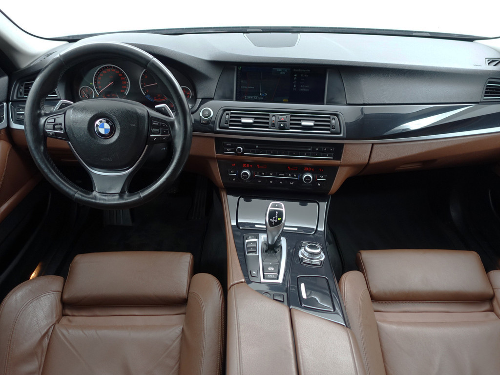 
BMW 5 Serie 528i High Executive Aut- Sport Leder Interieur, Park Assist, Stoelverwarming, Xenon Led, Standkachel vol									