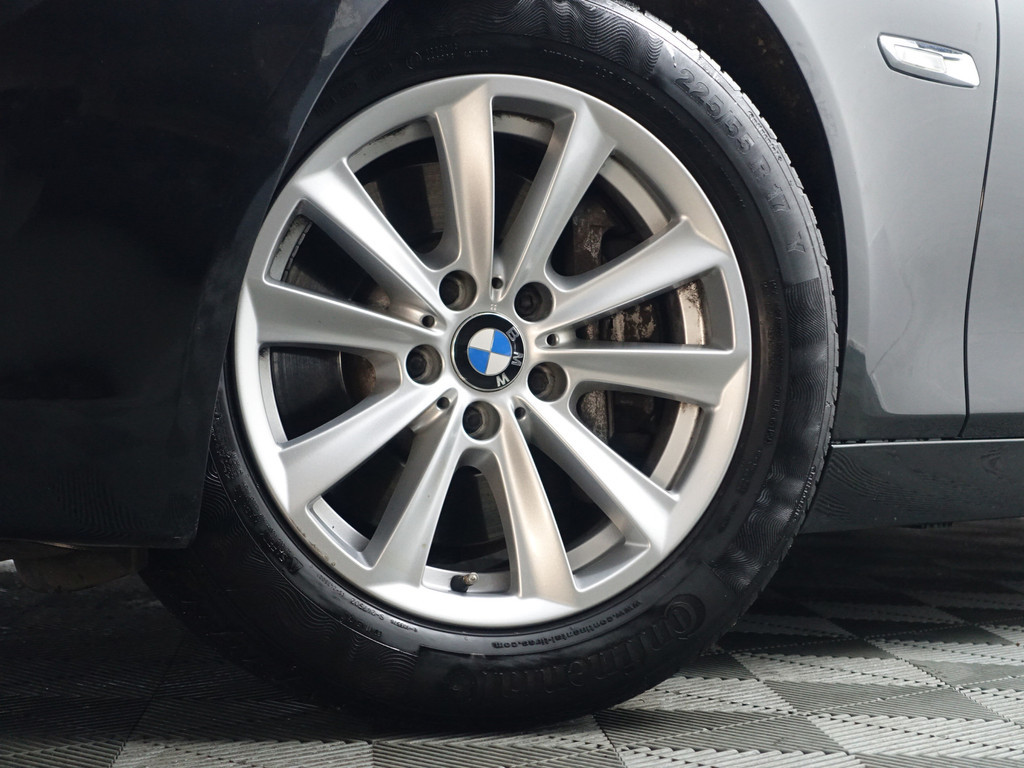 
BMW 5 Serie 528i High Executive Aut- Sport Leder Interieur, Park Assist, Stoelverwarming, Xenon Led, Standkachel vol									