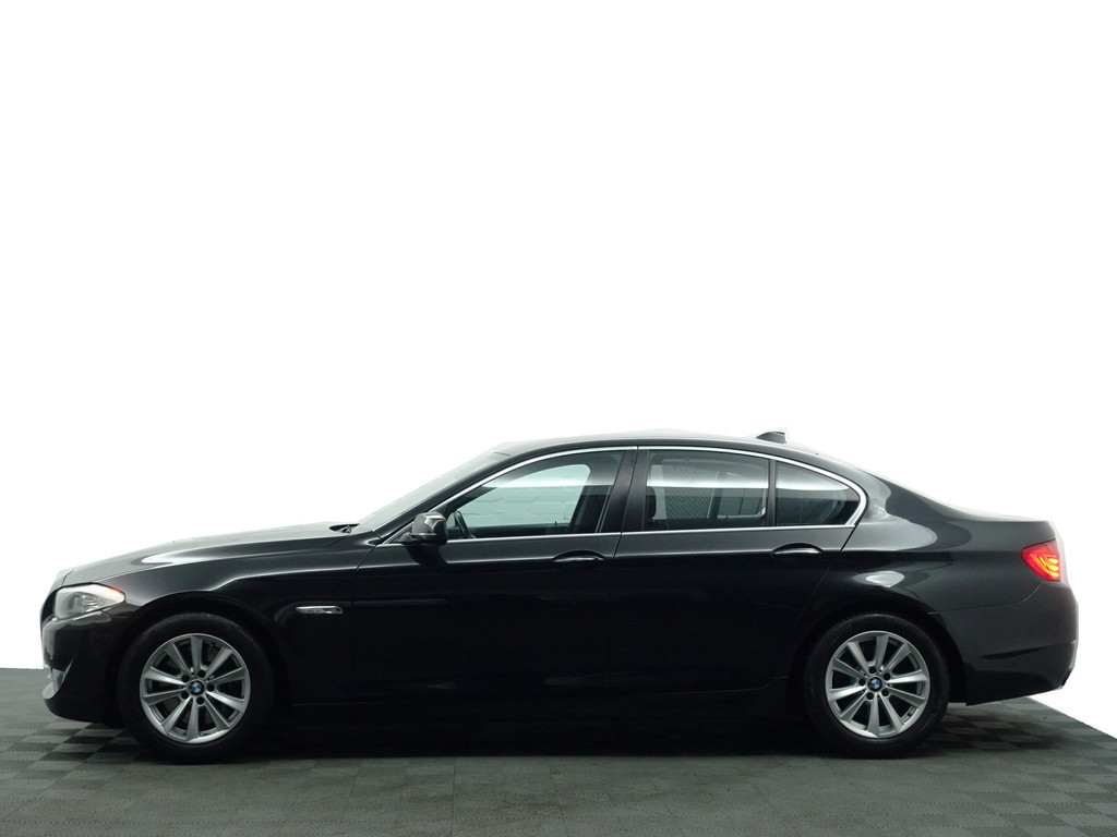
BMW 5 Serie 528i High Executive Aut- Sport Leder Interieur, Park Assist, Stoelverwarming, Xenon Led, Standkachel vol									