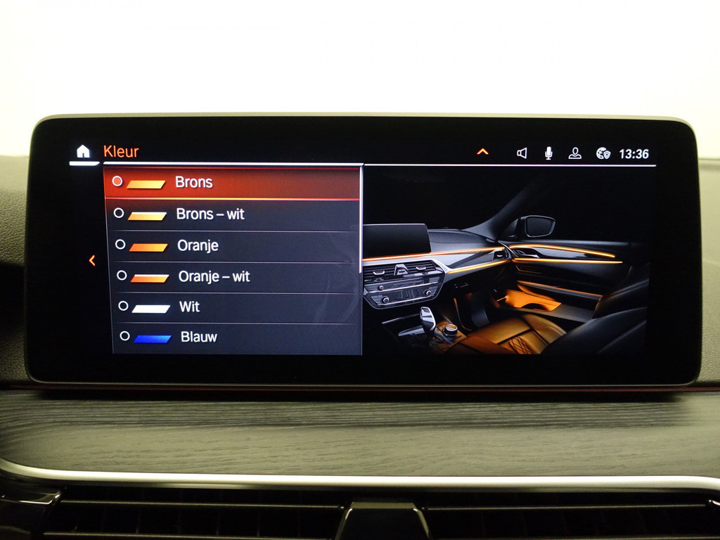 
BMW 5 Serie 520D M Sport Aut- Ambient light, 360 Camera, Panodak, Nappa Leder, Laserlight vol									