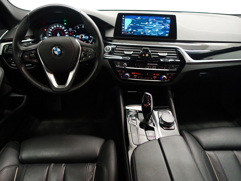 
BMW 5 Serie 520i High Executive Aut- Head Up, Nappa Leder Interieur, Xenon Led, Virtual Cockpit vol									