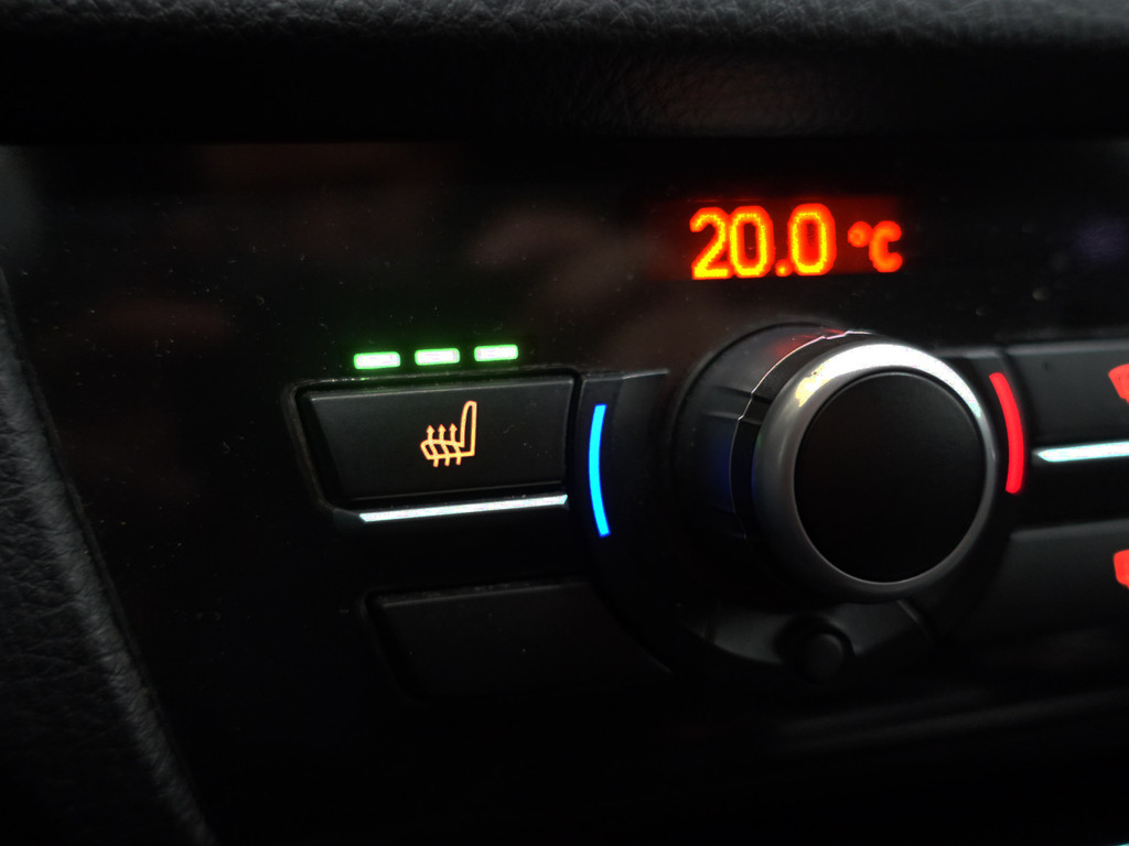 
BMW 5 Serie F10 520i High Exe M Sport Aut- Xenon Led, Leder, Clima, Verwarmd Elektrische interieur vol									