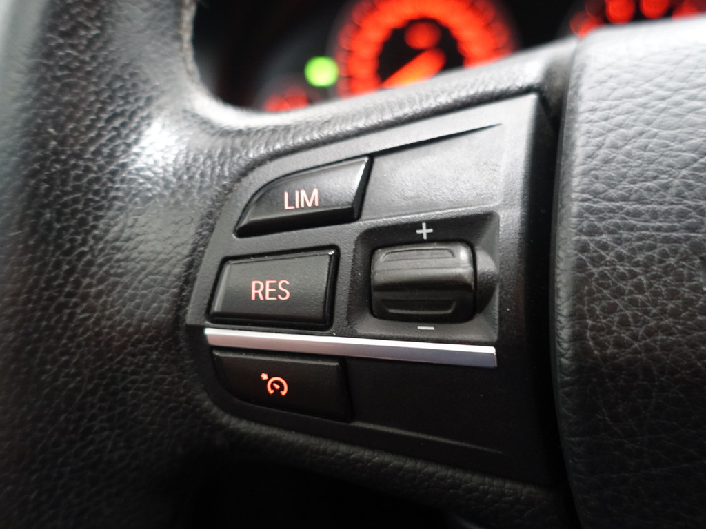 
BMW 5 Serie F10 520i High Exe M Sport Aut- Xenon Led, Leder, Clima, Verwarmd Elektrische interieur vol									