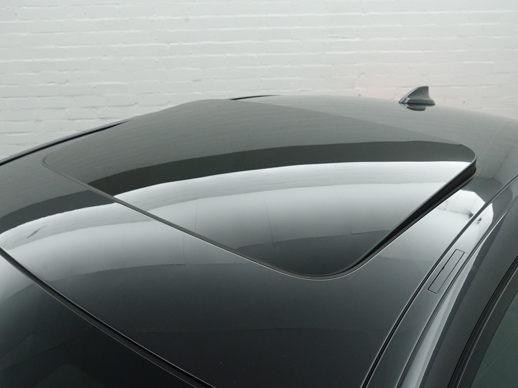 
BMW 5 Serie 530i M Performance Aut- Schuifdak, Sport Uitlaat, Sfeerverlichting, Head Up, Memory Seats, Laser Led vol									