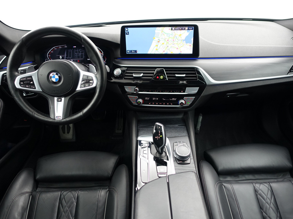 
BMW 5 Serie 530i M Performance Aut- Schuifdak, Sport Uitlaat, Sfeerverlichting, Head Up, Memory Seats, Laser Led vol									