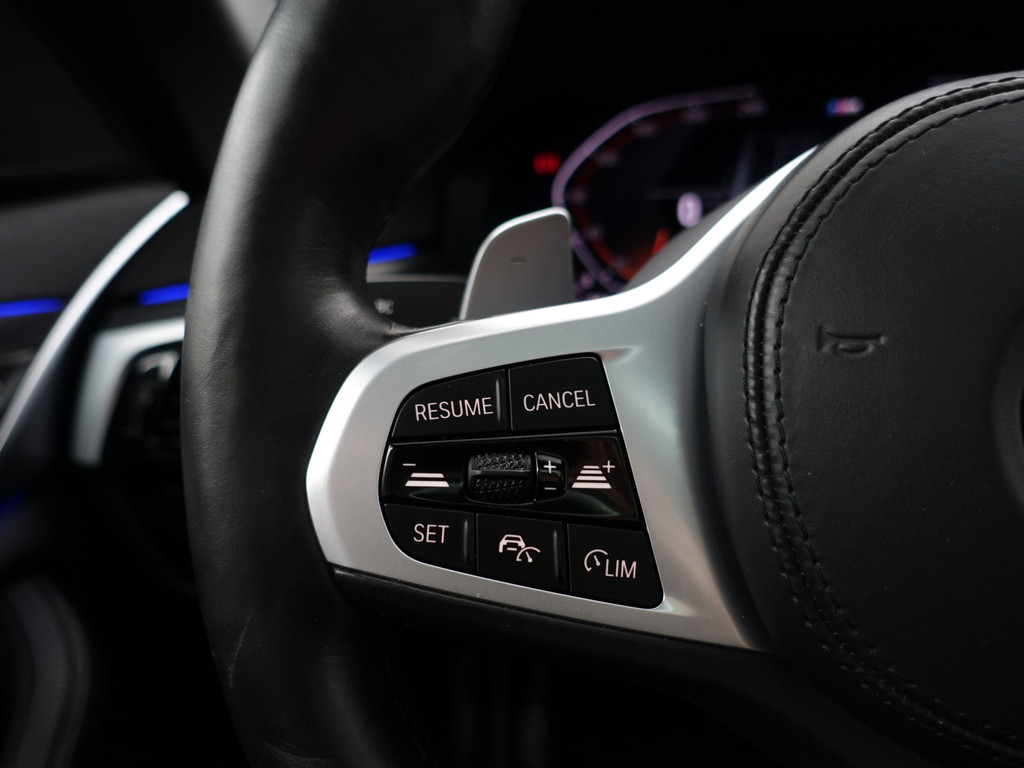 
BMW 5 Serie 530i M Performance Aut- Schuifdak, Sport Uitlaat, Sfeerverlichting, Head Up, Memory Seats, Laser Led vol									