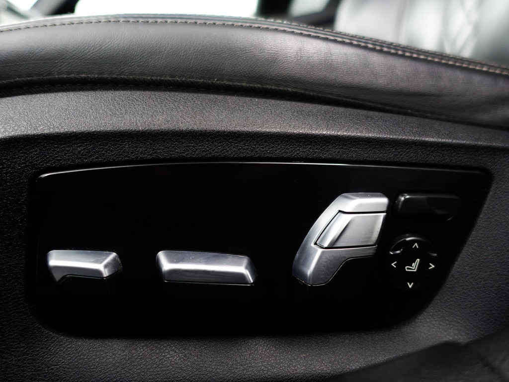 
BMW 5 Serie 530i M Performance Aut- Schuifdak, Sport Uitlaat, Sfeerverlichting, Head Up, Memory Seats, Laser Led vol									