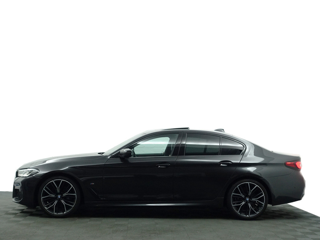 
BMW 5 Serie 530i M Performance Aut- Schuifdak, Sport Uitlaat, Sfeerverlichting, Head Up, Memory Seats, Laser Led vol									