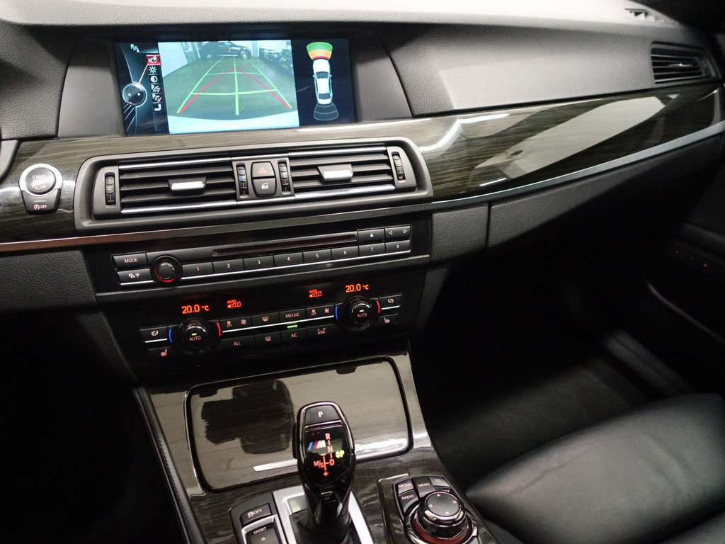 
BMW 5 Serie M550xd Performance 380Pk Aut- Panodak, Xenon Led, Camera, Virtual Cockpit, Head Up, Memory vol									