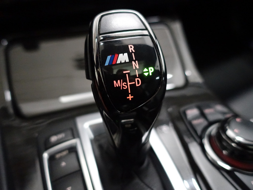 
BMW 5 Serie M550xd Performance 380Pk Aut- Panodak, Xenon Led, Camera, Virtual Cockpit, Head Up, Memory vol									