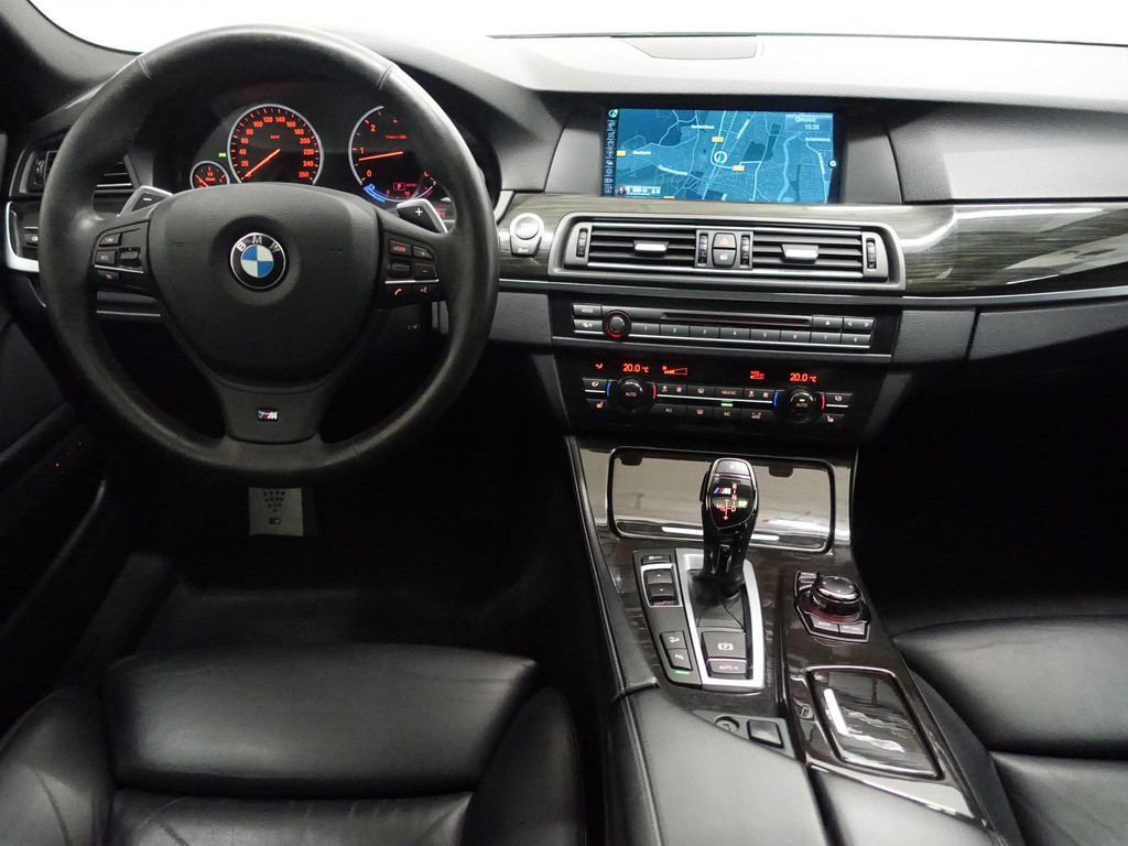 
BMW 5 Serie M550xd Performance 380Pk Aut- Panodak, Xenon Led, Camera, Virtual Cockpit, Head Up, Memory vol									