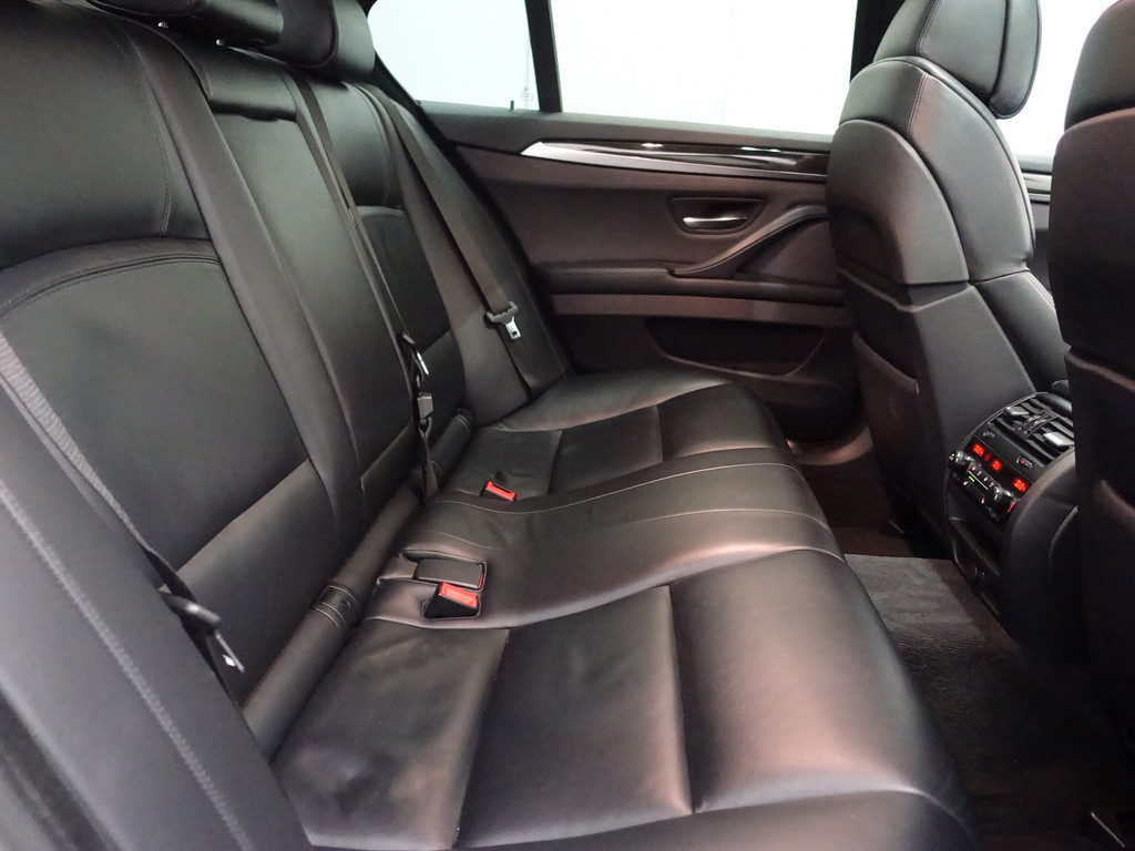 
BMW 5 Serie M550xd Performance 380Pk Aut- Panodak, Xenon Led, Camera, Virtual Cockpit, Head Up, Memory vol									