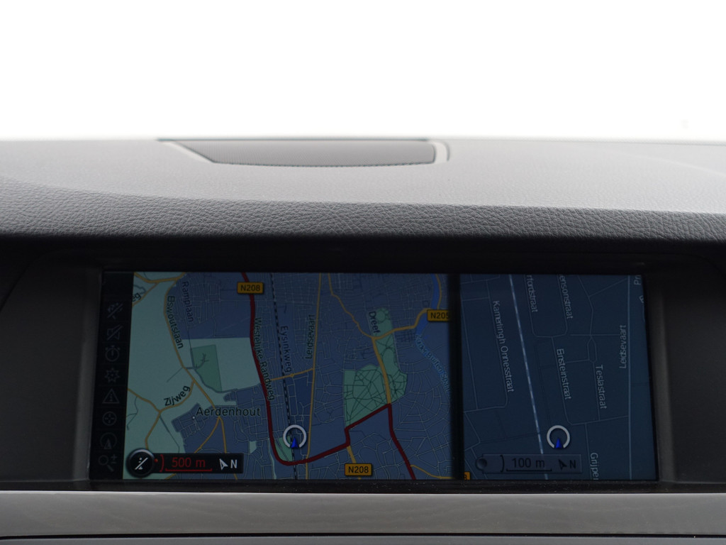 
								BMW 5 Serie 550xi M Sport Aut- Dealer Onderhouden, Soft Close, Schuifdak, Head Up, Memory, Xenon Led, Camera vol									