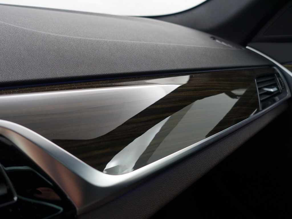 
BMW 5 Serie 530e iPerformance M Sport Aut- Schuifdak, Memory, 360 Camera, Stuur/Stoelverwarming, Sfeerverlichting vol									