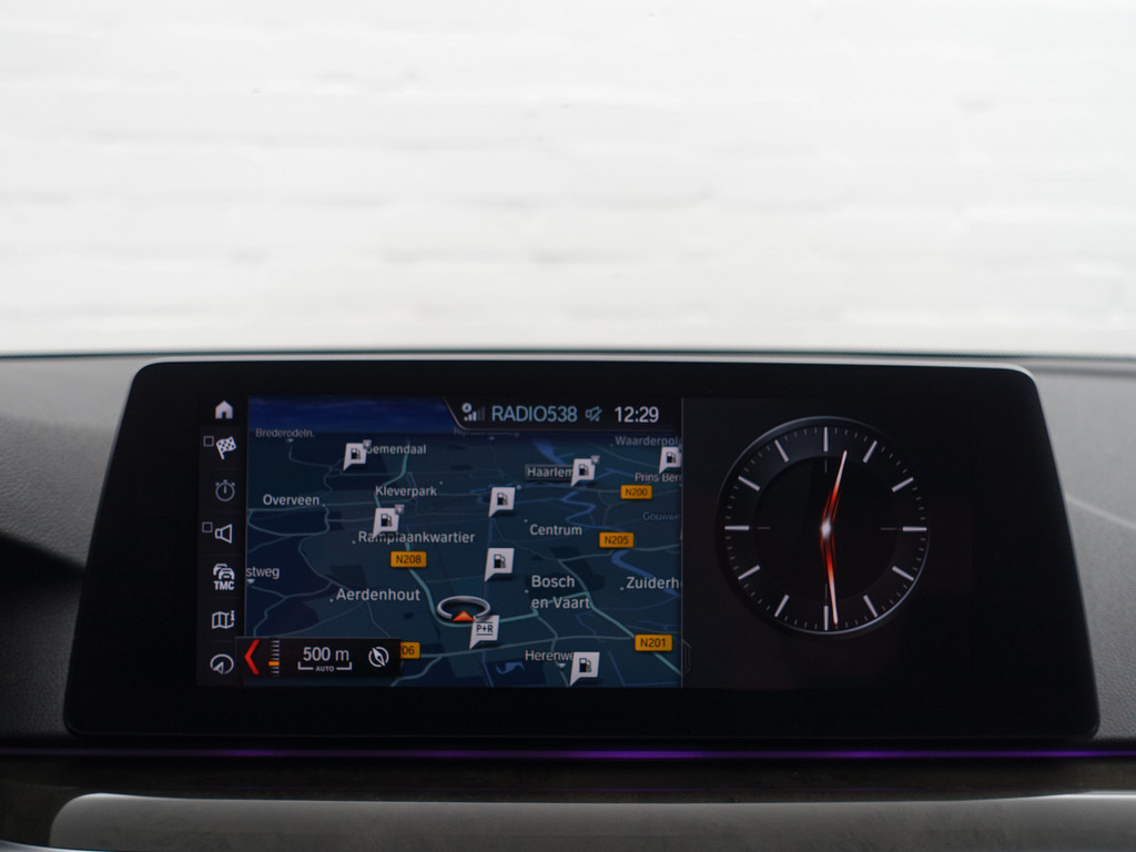 
BMW 5 Serie 520d xDrive M Sport Aut- Design Leder Interieur, Sfeerverlichting, Memory, Stuur/Stoelverwarming, Standkachel vol									