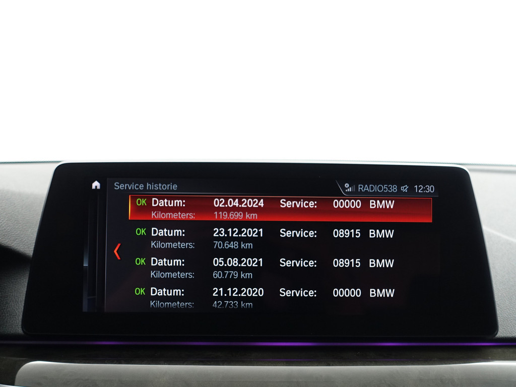 
BMW 5 Serie 520d xDrive M Sport Aut- Design Leder Interieur, Sfeerverlichting, Memory, Stuur/Stoelverwarming, Standkachel vol									