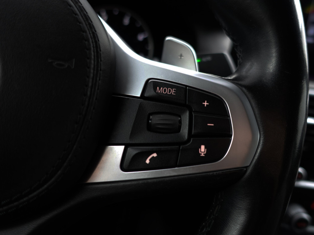 
BMW 5 Serie 520d xDrive M Sport Aut- Design Leder Interieur, Sfeerverlichting, Memory, Stuur/Stoelverwarming, Standkachel vol									