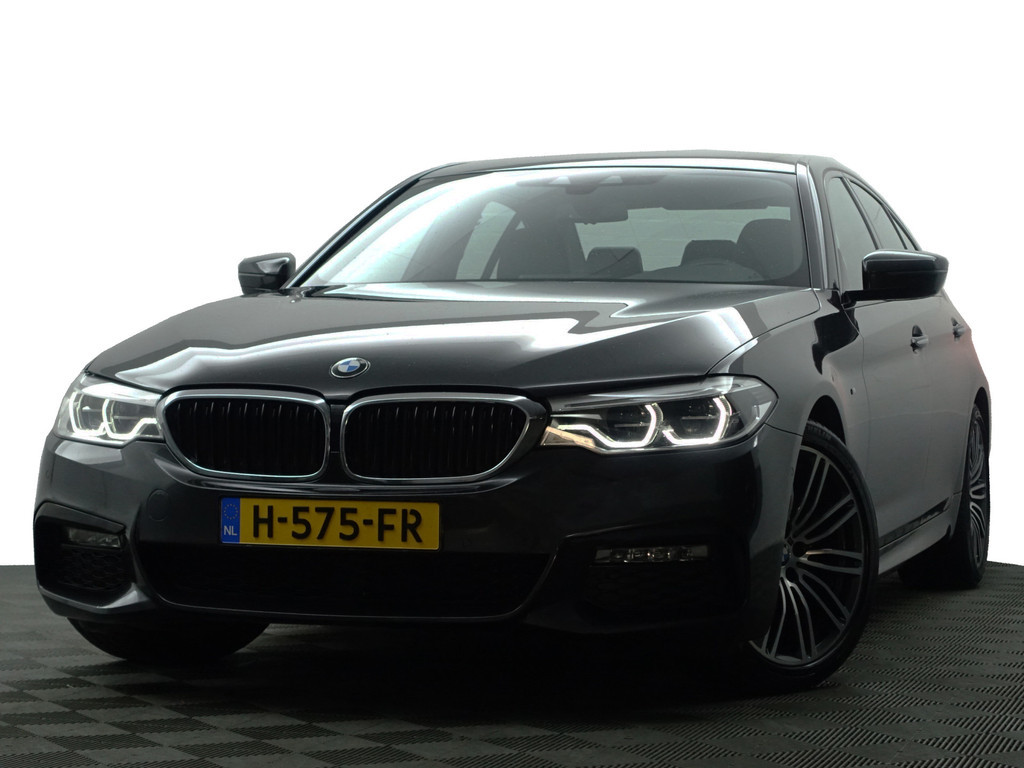 
BMW 5 Serie 520d xDrive M Sport Aut- Design Leder Interieur, Sfeerverlichting, Memory, Stuur/Stoelverwarming, Standkachel vol									