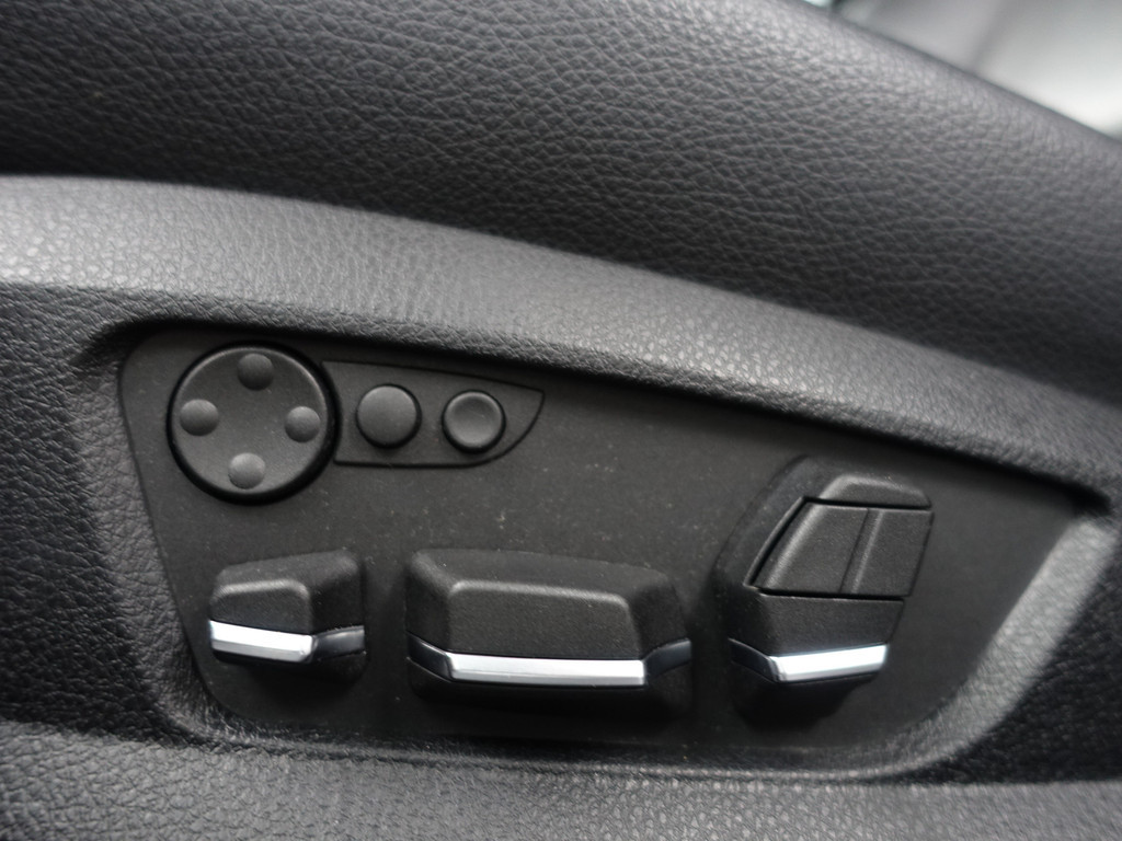 
BMW 5 Serie 528i High Executive+ Aut- Schuifdak, Soft Close, Head Up, Camera, Memory, Standkachel, Elek Trekhaak, Virtual Cockpit vol									