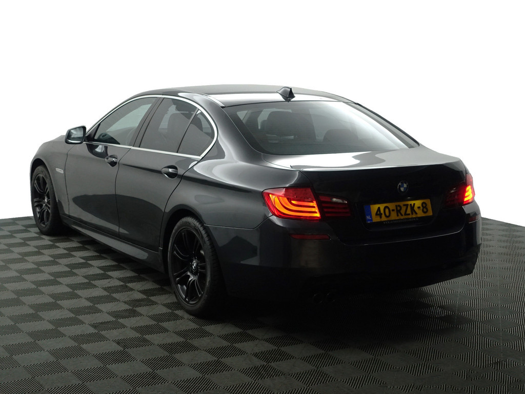 
								BMW 5 Serie F10 523i M Performance Aut- Xenon Led, Sport Leder Interieur, Cruise, Clima, Bluetooth Audio vol									