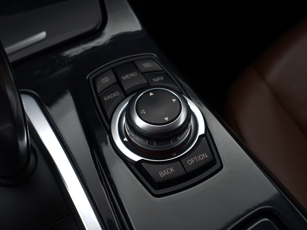 
								BMW 5 Serie F10 523i M Performance Aut- Xenon Led, Sport Leder Interieur, Cruise, Clima, Bluetooth Audio vol									