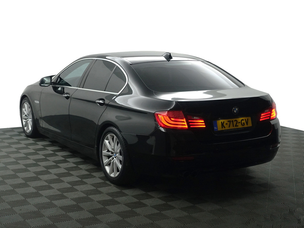 
BMW 5 Serie 528i M Sport Aut- Harman Kardon, Xenon Led, Head Up, Virtual Cockpit, Park Assist, Sport Leder Interieur vol									