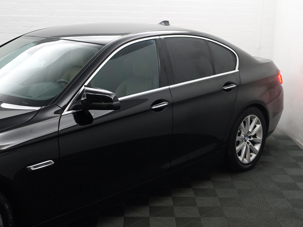 
BMW 5 Serie 528i M Sport Aut- Harman Kardon, Xenon Led, Head Up, Virtual Cockpit, Park Assist, Sport Leder Interieur vol									