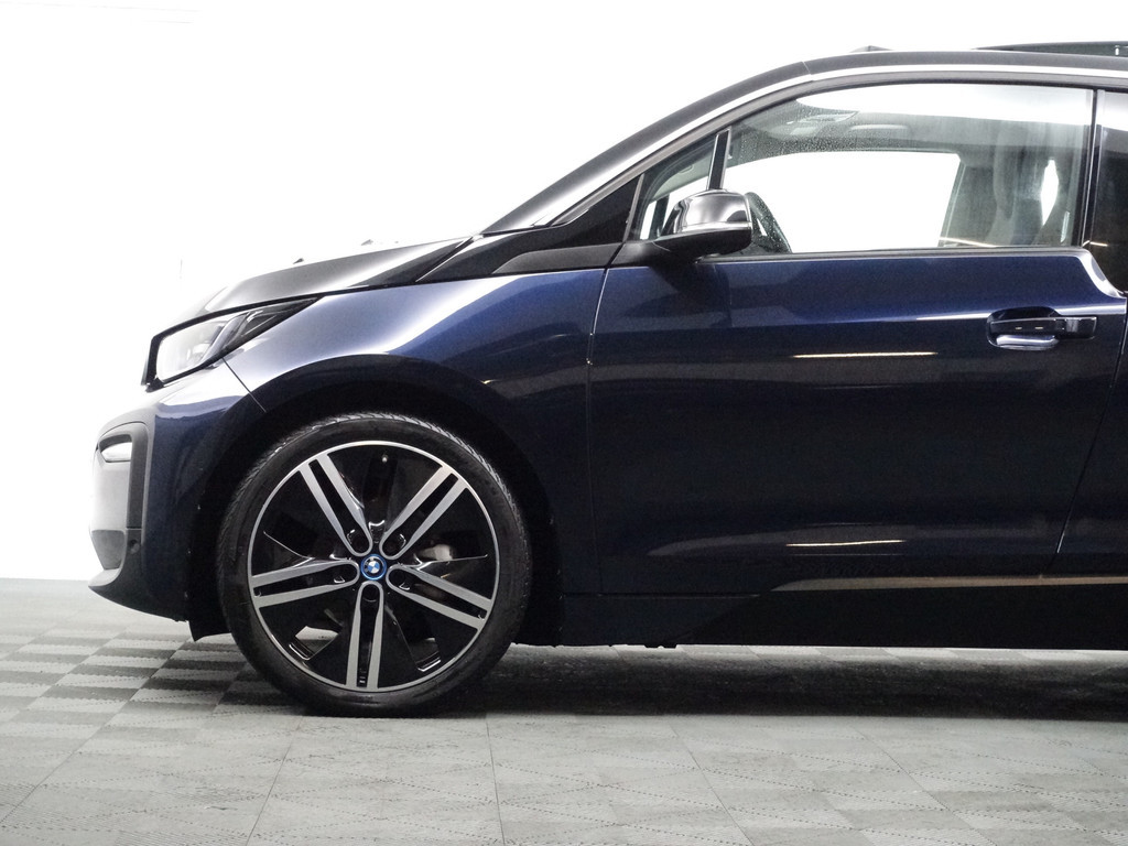 
								BMW i3 Basis iPerformance 94Ah 33 kWh M Sport- Panoramadak, Harman Kardon, Camera, Navi, Xenon Led, Stoelverwarming vol									